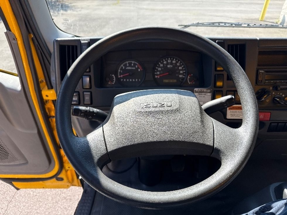 Light Duty Box Truck-Light and Medium Duty Trucks-Isuzu-2021-NPR EFI-Blountville-TN-115,445\n\t\tmiles-$ 36,250 - Image 18