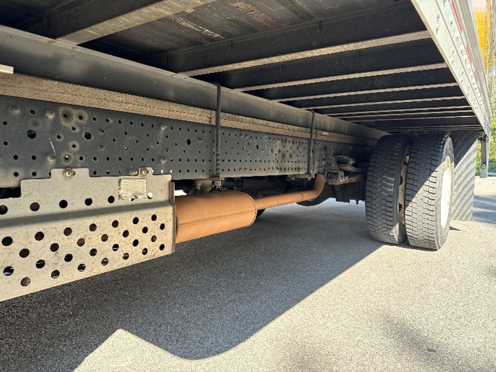 Light Duty Box Truck-Light and Medium Duty Trucks-Isuzu-2021-NPR EFI-Blountville-TN-115,445\n\t\tmiles-$ 36,250 - Image 5