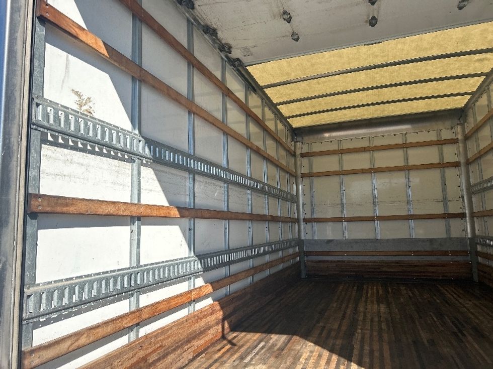 Light Duty Box Truck-Light and Medium Duty Trucks-Isuzu-2021-NPR EFI-Blountville-TN-127,448\n\t\tmiles-$ 36,500 - Image 11