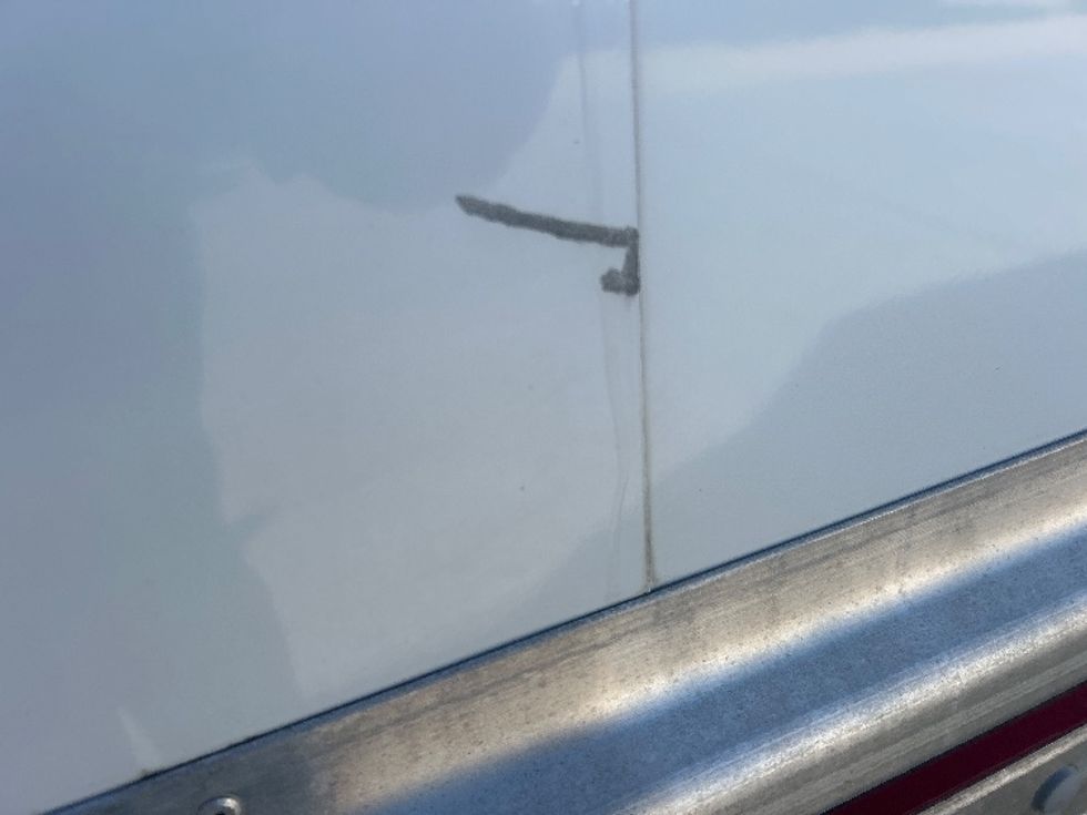 Light Duty Box Truck-Light and Medium Duty Trucks-Isuzu-2021-NPR EFI-Blountville-TN-127,448\n\t\tmiles-$ 36,500 - Image 25