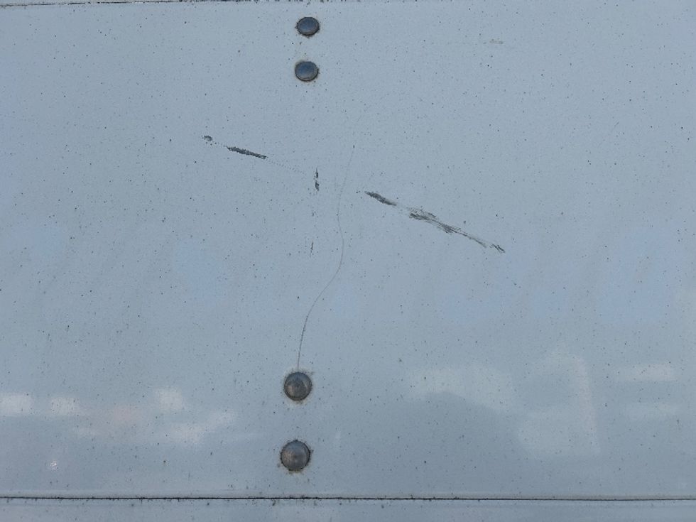 Light Duty Box Truck-Light and Medium Duty Trucks-Isuzu-2021-NPR EFI-Blountville-TN-127,448\n\t\tmiles-$ 36,500 - Image 26