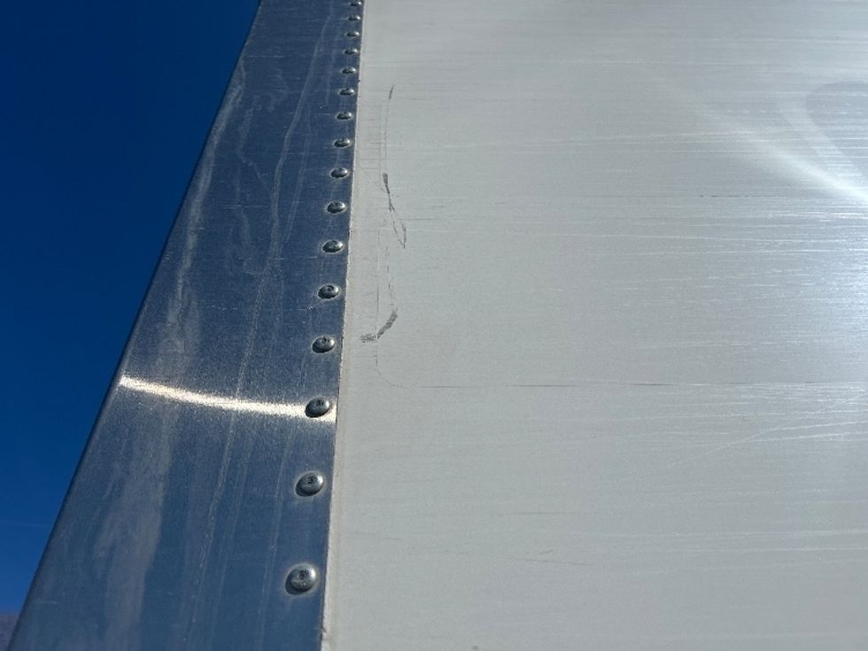 Light Duty Box Truck-Light and Medium Duty Trucks-Isuzu-2021-NPR EFI-Blountville-TN-127,448\n\t\tmiles-$ 36,500 - Image 27