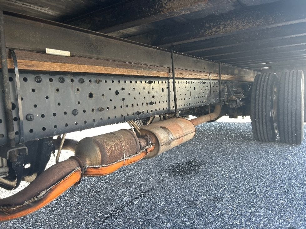 Light Duty Box Truck-Light and Medium Duty Trucks-Isuzu-2021-NPR EFI-Blountville-TN-127,448\n\t\tmiles-$ 36,500 - Image 5