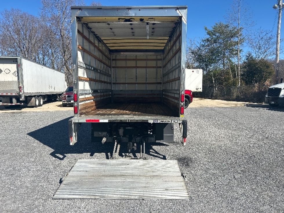 Light Duty Box Truck-Light and Medium Duty Trucks-Isuzu-2021-NPR EFI-Blountville-TN-127,448\n\t\tmiles-$ 36,500 - Image 9