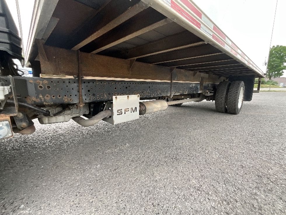 Light Duty Box Truck-Light and Medium Duty Trucks-Isuzu-2021-NPR EFI-Boucherville-PQ-178,139\n\t\tkm-$ 46,000 - Image 5