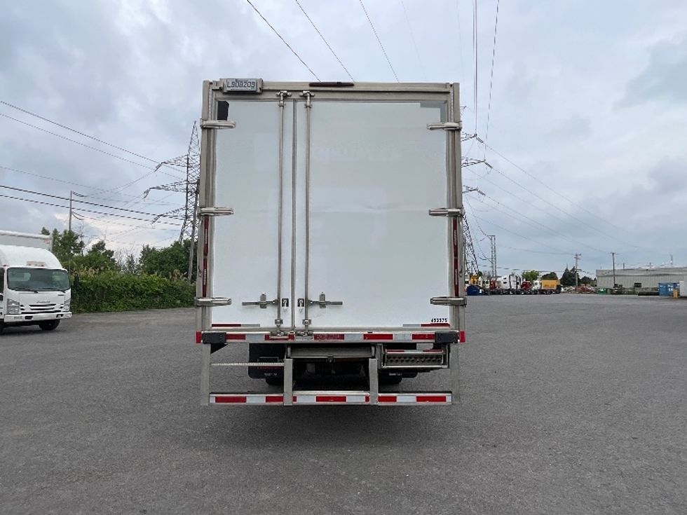 Light Duty Box Truck-Light and Medium Duty Trucks-Isuzu-2021-NPR EFI-Boucherville-PQ-178,139\n\t\tkm-$ 46,000 - Image 7