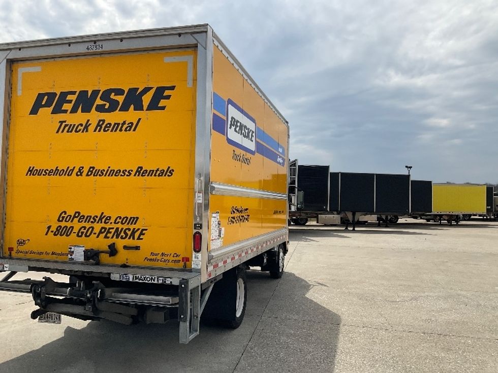 Light Duty Box Truck-Light and Medium Duty Trucks-Isuzu-2021-NPR EFI-Bowling Green-KY-94,044\n\t\tmiles-$ 37,750 - Image 13