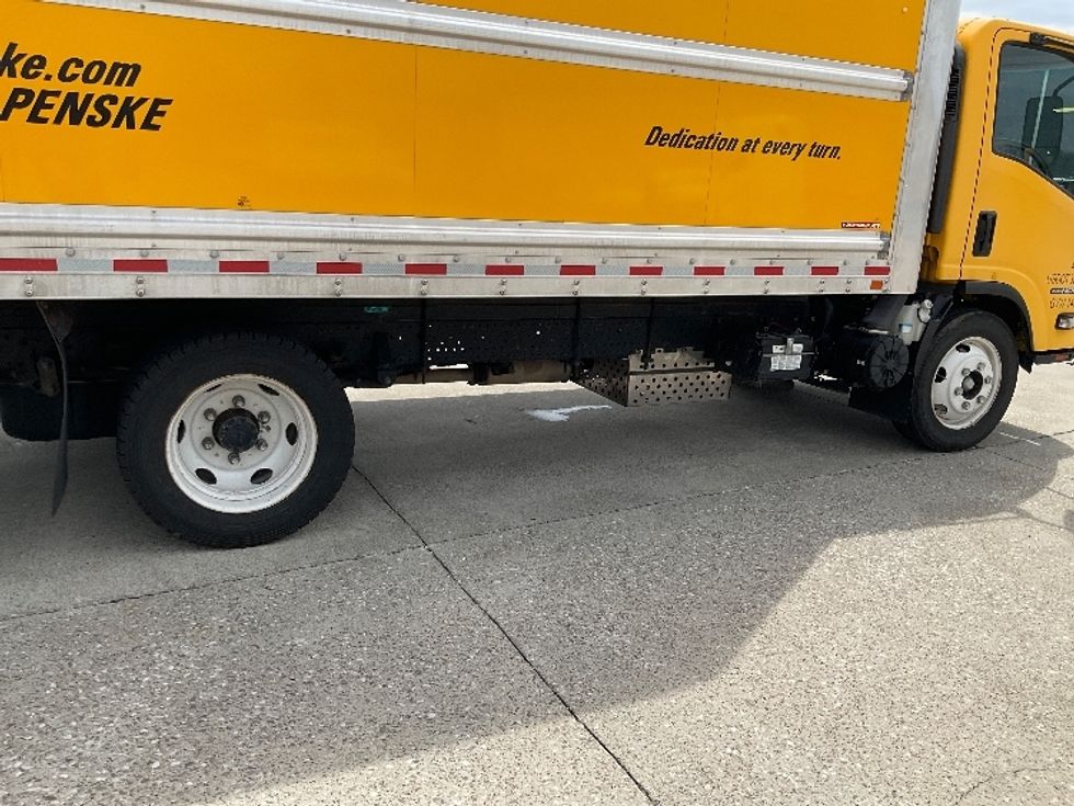 Light Duty Box Truck-Light and Medium Duty Trucks-Isuzu-2021-NPR EFI-Bowling Green-KY-94,044\n\t\tmiles-$ 37,750 - Image 14