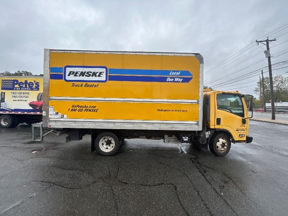 Light Duty Box Truck-Light and Medium Duty Trucks-Isuzu-2021-NPR EFI-Braintree-MA-112,197\n\t\tmiles-$ 33,750 - Image 14
