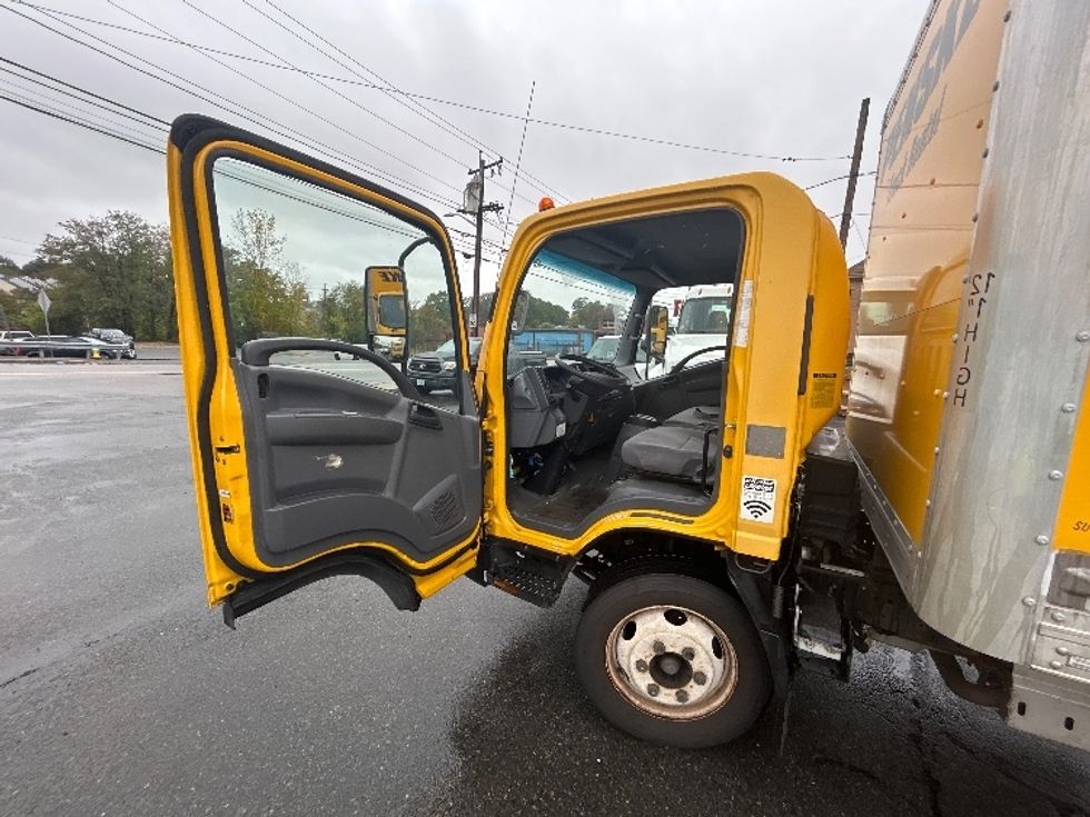Light Duty Box Truck-Light and Medium Duty Trucks-Isuzu-2021-NPR EFI-Braintree-MA-112,197\n\t\tmiles-$ 33,750 - Image 15