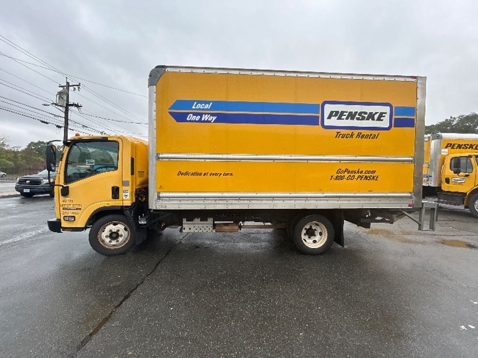 Light Duty Box Truck-Light and Medium Duty Trucks-Isuzu-2021-NPR EFI-Braintree-MA-112,197\n\t\tmiles-$ 33,750 - Image 4