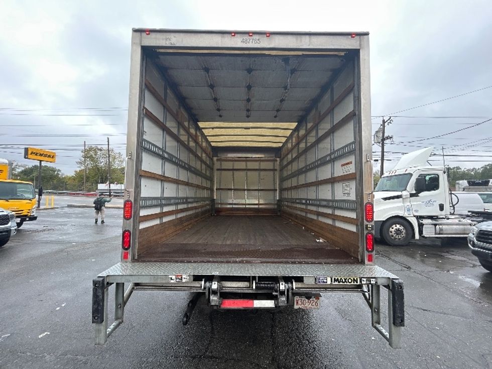 Light Duty Box Truck-Light and Medium Duty Trucks-Isuzu-2021-NPR EFI-Braintree-MA-112,197\n\t\tmiles-$ 33,750 - Image 8