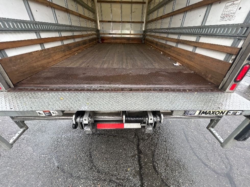 Light Duty Box Truck-Light and Medium Duty Trucks-Isuzu-2021-NPR EFI-Braintree-MA-112,197\n\t\tmiles-$ 33,750 - Image 9