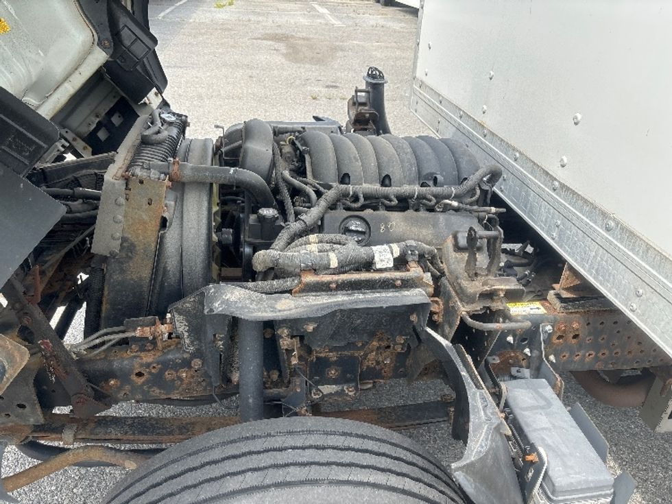 Light Duty Box Truck-Light and Medium Duty Trucks-Isuzu-2021-NPR EFI-Braintree-MA-156,075\n\t\tmiles-$ 28,500 - Image 23