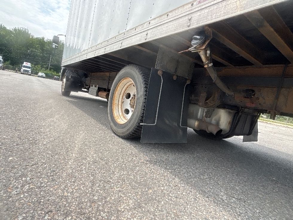Light Duty Box Truck-Light and Medium Duty Trucks-Isuzu-2021-NPR EFI-Braintree-MA-156,075\n\t\tmiles-$ 28,500 - Image 5