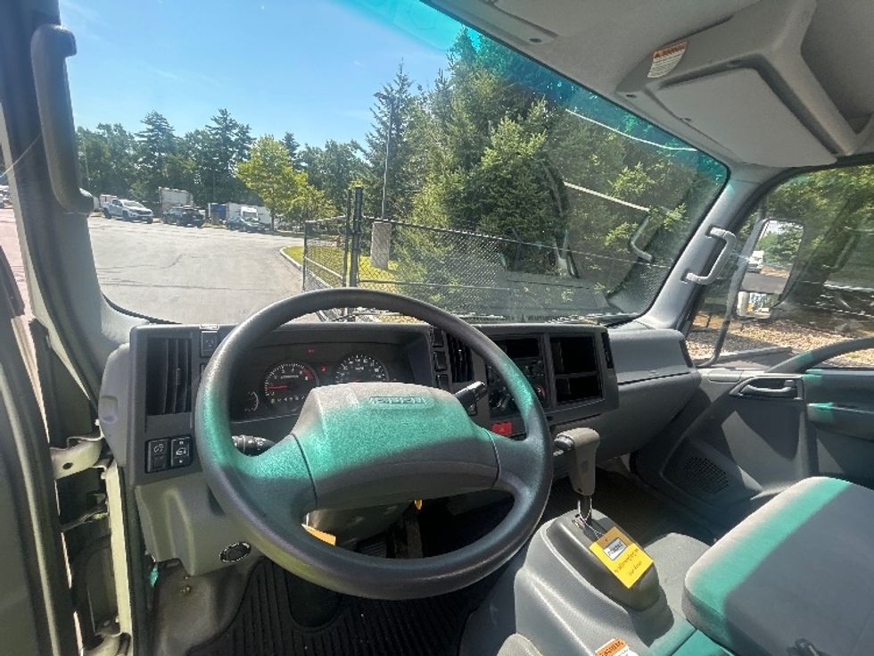 Light Duty Box Truck-Light and Medium Duty Trucks-Isuzu-2021-NPR EFI-Braintree-MA-85,557\n\t\tmiles-$ 44,750 - Image 18