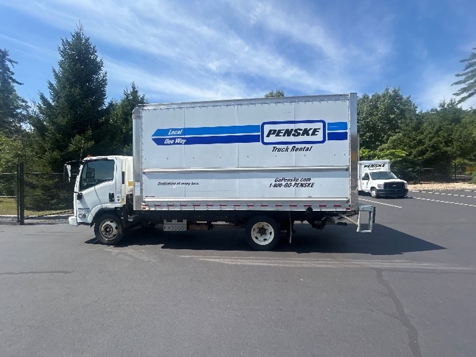 Light Duty Box Truck-Light and Medium Duty Trucks-Isuzu-2021-NPR EFI-Braintree-MA-85,557\n\t\tmiles-$ 44,750 - Image 4