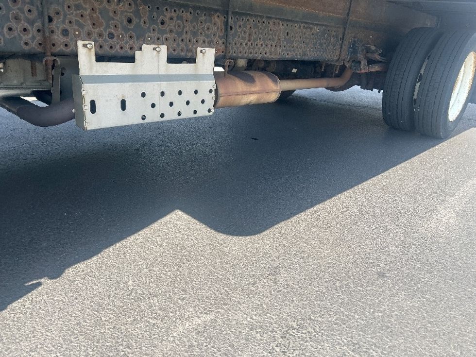 Light Duty Box Truck-Light and Medium Duty Trucks-Isuzu-2021-NPR EFI-Braintree-MA-85,557\n\t\tmiles-$ 44,750 - Image 5
