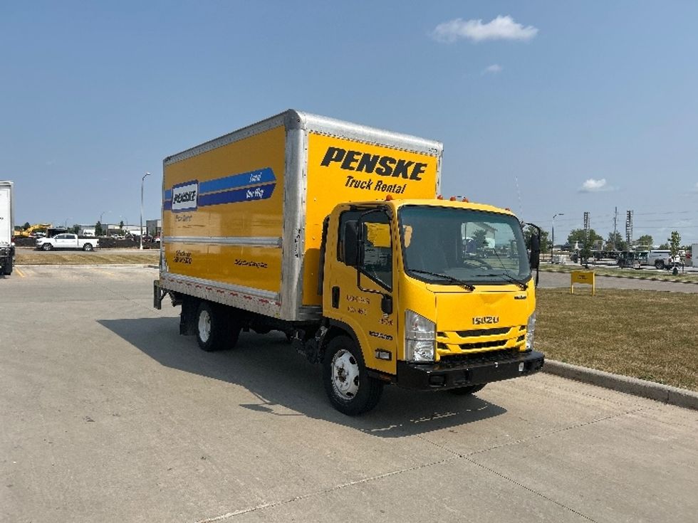 Light Duty Box Truck-Light and Medium Duty Trucks-Isuzu-2021-NPR EFI-Brooklyn Park-MN-104,778\n\t\tmiles-$ 38,750 - Image 1