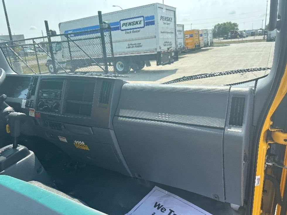 Light Duty Box Truck-Light and Medium Duty Trucks-Isuzu-2021-NPR EFI-Brooklyn Park-MN-104,778\n\t\tmiles-$ 38,750 - Image 21