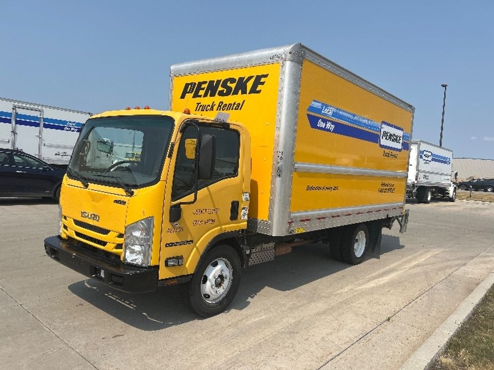Light Duty Box Truck-Light and Medium Duty Trucks-Isuzu-2021-NPR EFI-Brooklyn Park-MN-104,778\n\t\tmiles-$ 38,750 - Image 3