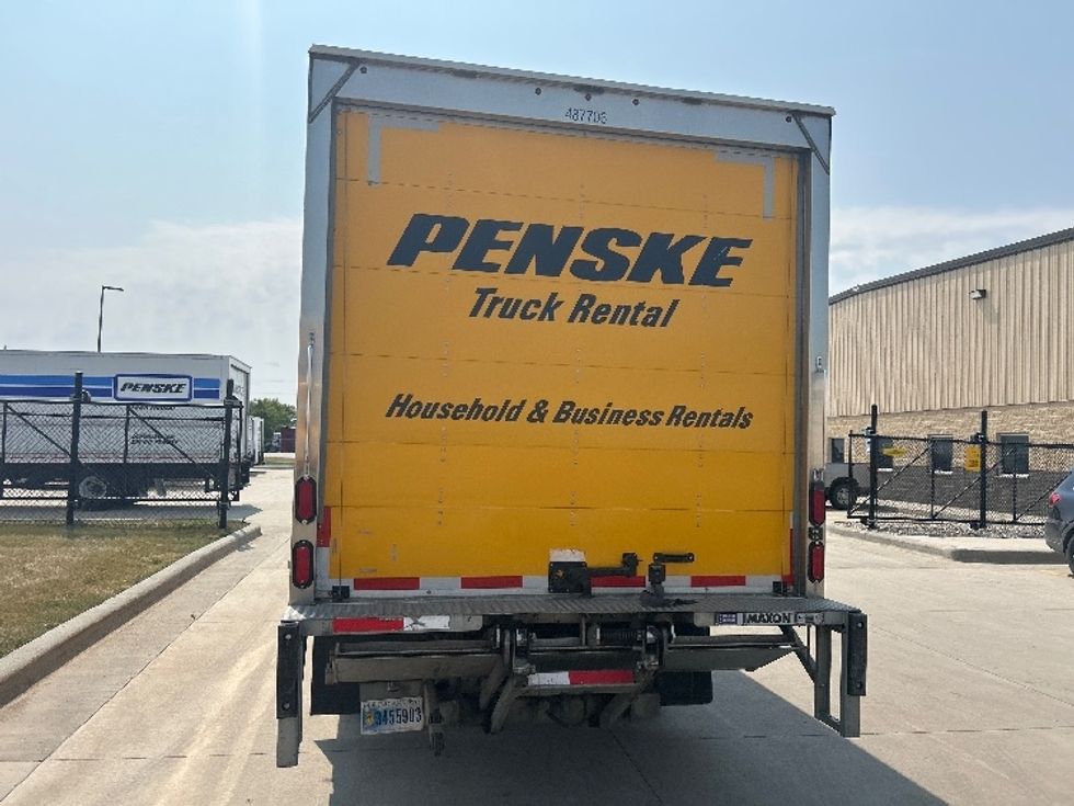 Light Duty Box Truck-Light and Medium Duty Trucks-Isuzu-2021-NPR EFI-Brooklyn Park-MN-104,778\n\t\tmiles-$ 38,750 - Image 7