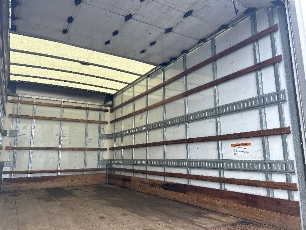 Light Duty Box Truck-Light and Medium Duty Trucks-Isuzu-2021-NPR EFI-Brooklyn Park-MN-108,950\n\t\tmiles-$ 39,000 - Image 12