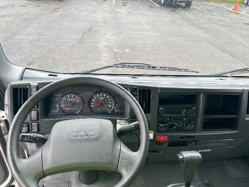 Light Duty Box Truck-Light and Medium Duty Trucks-Isuzu-2021-NPR EFI-Brooklyn Park-MN-108,950\n\t\tmiles-$ 39,000 - Image 18