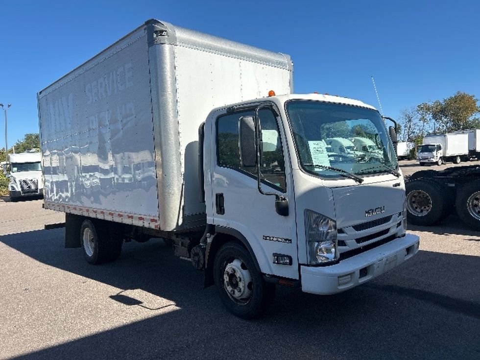 Light Duty Box Truck-Light and Medium Duty Trucks-Isuzu-2021-NPR EFI-Brooklyn Park-MN-117,488\n\t\tmiles-$ 35,000 - Image 1