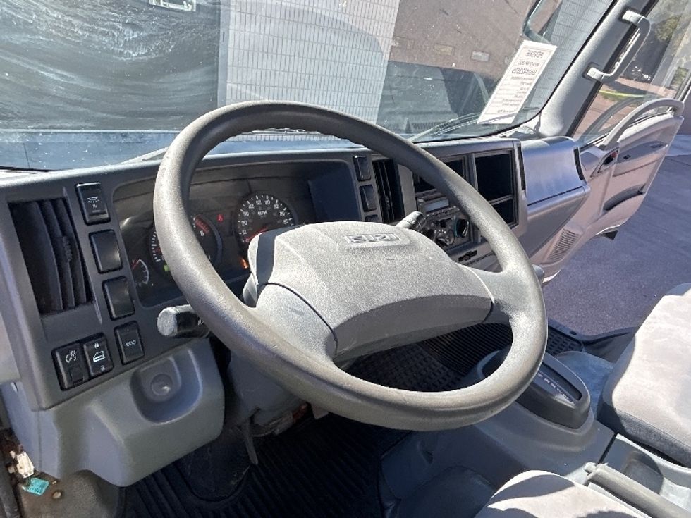 Light Duty Box Truck-Light and Medium Duty Trucks-Isuzu-2021-NPR EFI-Brooklyn Park-MN-117,488\n\t\tmiles-$ 35,000 - Image 16