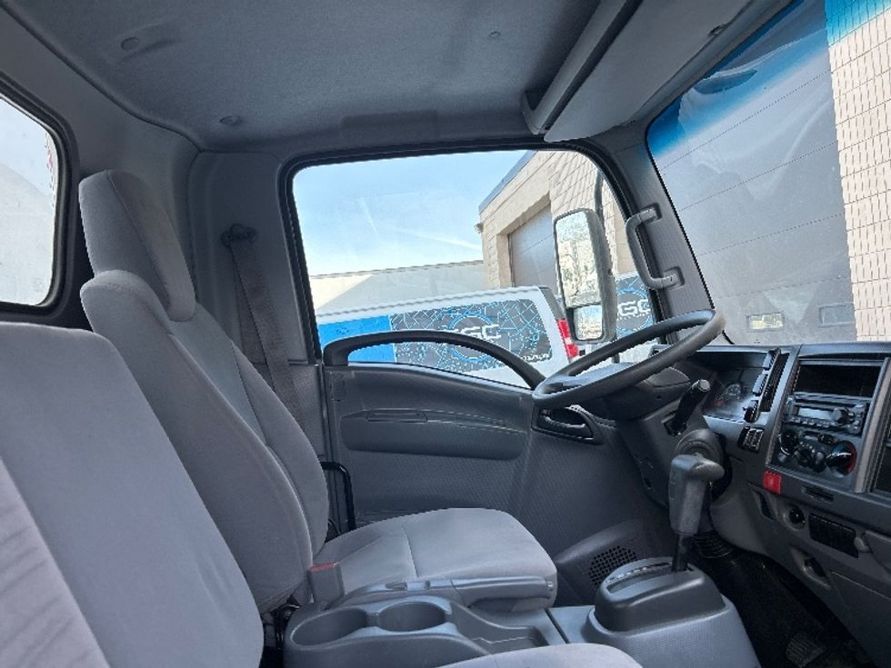 Light Duty Box Truck-Light and Medium Duty Trucks-Isuzu-2021-NPR EFI-Brooklyn Park-MN-124,781\n\t\tmiles-$ 35,250 - Image 22