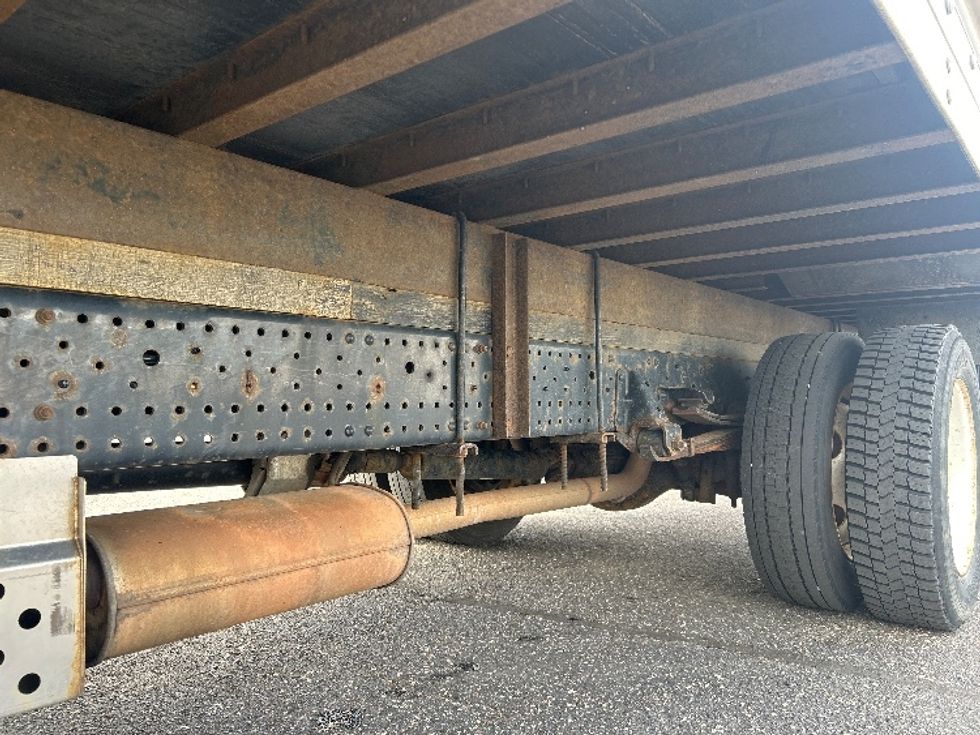 Light Duty Box Truck-Light and Medium Duty Trucks-Isuzu-2021-NPR EFI-Brooklyn Park-MN-63,012\n\t\tmiles-$ 39,500 - Image 5