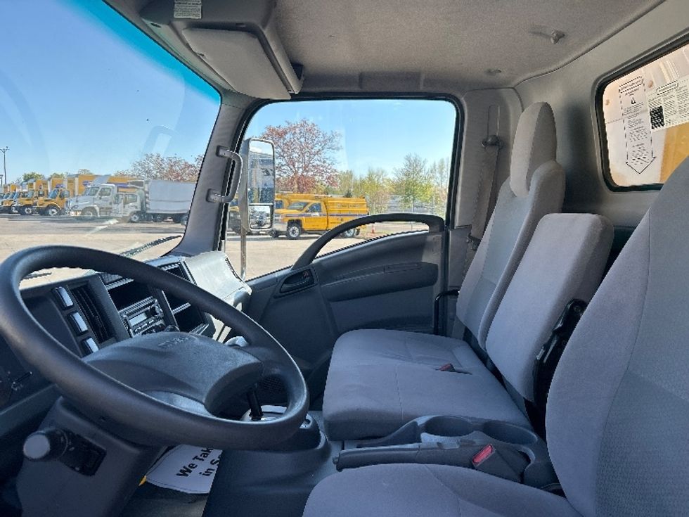 Light Duty Box Truck-Light and Medium Duty Trucks-Isuzu-2021-NPR EFI-Brooklyn Park-MN-85,251\n\t\tmiles-$ 38,000 - Image 19