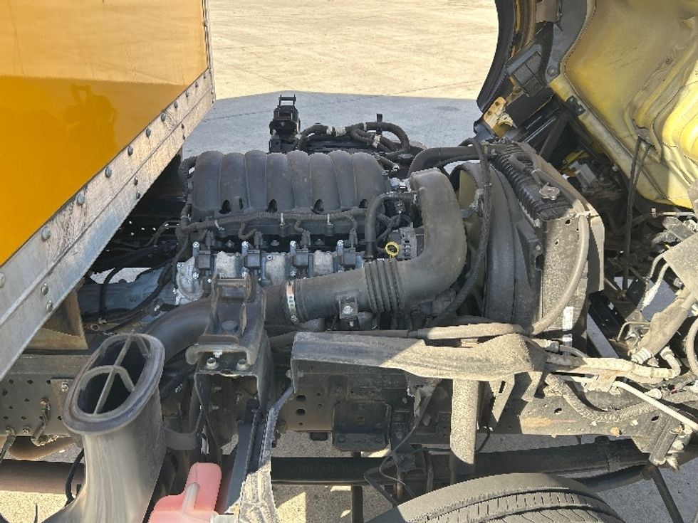 Light Duty Box Truck-Light and Medium Duty Trucks-Isuzu-2021-NPR EFI-Brooklyn Park-MN-85,251\n\t\tmiles-$ 38,000 - Image 24