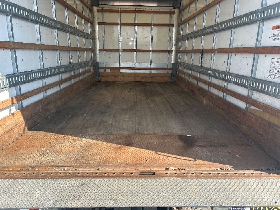 Light Duty Box Truck-Light and Medium Duty Trucks-Isuzu-2021-NPR EFI-Buffalo-NY-112,781\n\t\tmiles-$ 13,500 - Image 10