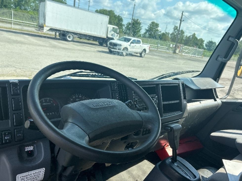 Light Duty Box Truck-Light and Medium Duty Trucks-Isuzu-2021-NPR EFI-Buffalo-NY-112,781\n\t\tmiles-$ 13,500 - Image 17