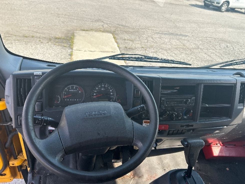 Light Duty Box Truck-Light and Medium Duty Trucks-Isuzu-2021-NPR EFI-Buffalo-NY-112,781\n\t\tmiles-$ 13,500 - Image 18