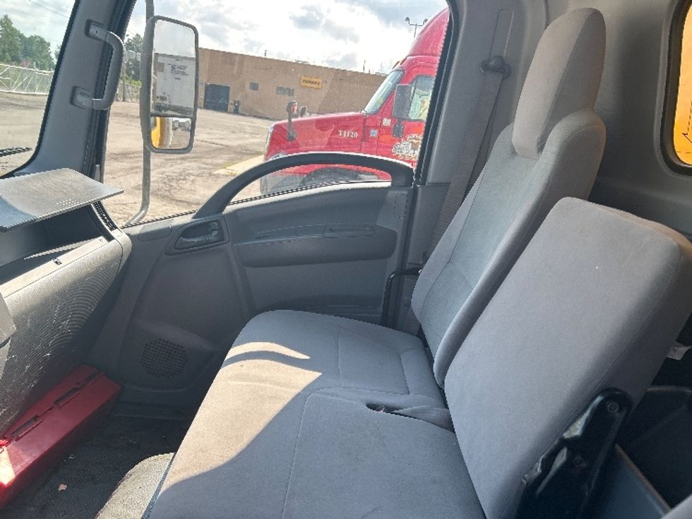 Light Duty Box Truck-Light and Medium Duty Trucks-Isuzu-2021-NPR EFI-Buffalo-NY-112,781\n\t\tmiles-$ 13,500 - Image 19