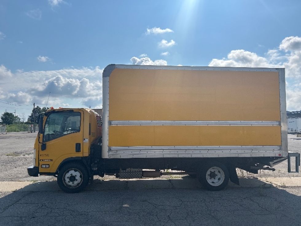 Light Duty Box Truck-Light and Medium Duty Trucks-Isuzu-2021-NPR EFI-Buffalo-NY-112,781\n\t\tmiles-$ 13,500 - Image 4