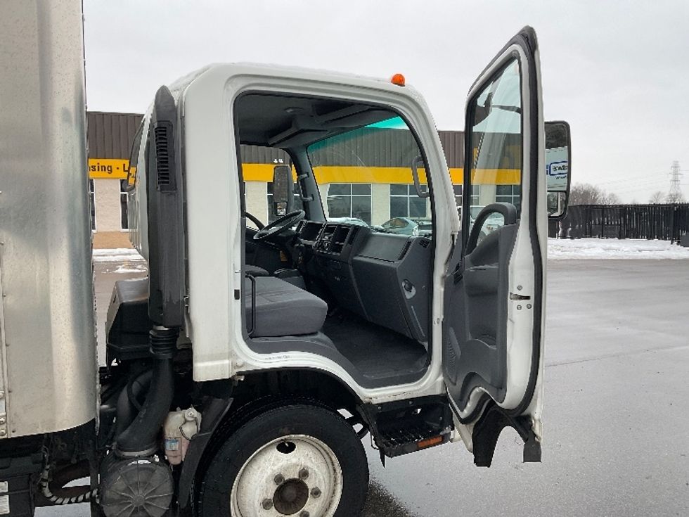 Light Duty Box Truck-Light and Medium Duty Trucks-Isuzu-2021-NPR EFI-Byron Center-MI-103,343\n\t\tmiles-$ 36,000 - Image 20