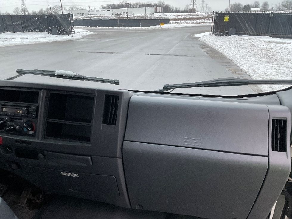 Light Duty Box Truck-Light and Medium Duty Trucks-Isuzu-2021-NPR EFI-Byron Center-MI-103,343\n\t\tmiles-$ 36,000 - Image 21