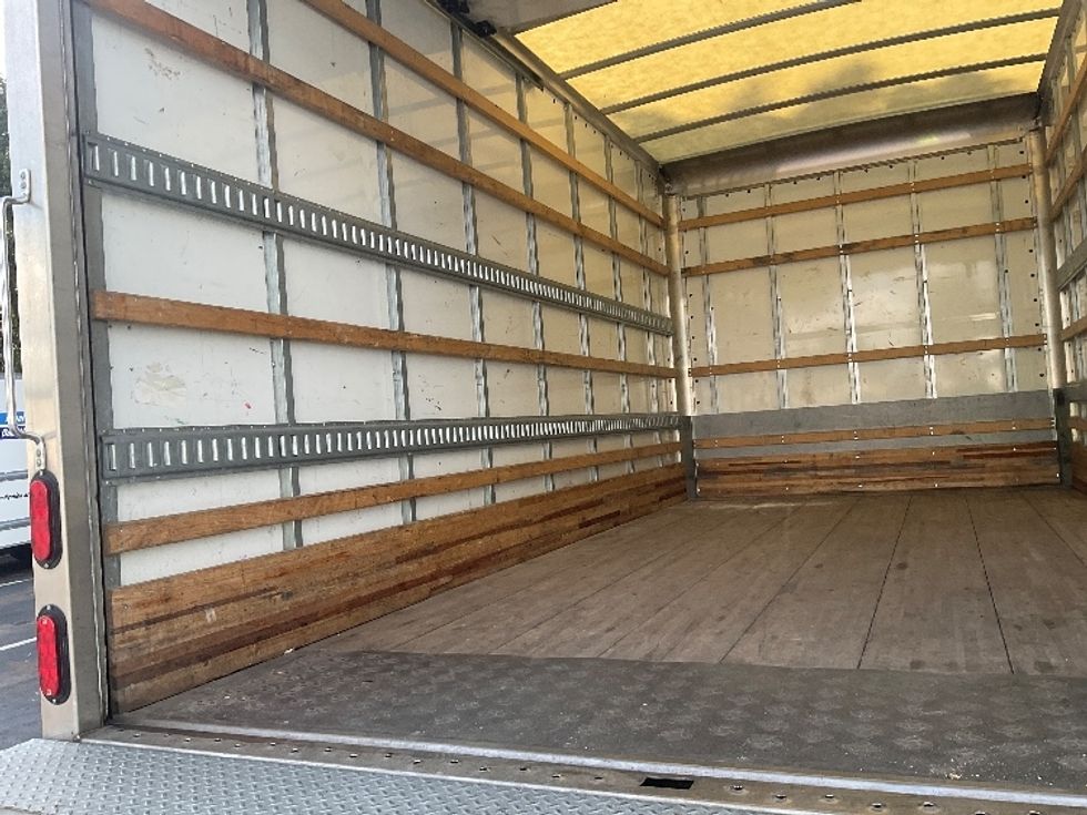 Light Duty Box Truck-Light and Medium Duty Trucks-Isuzu-2021-NPR EFI-Capitol Heights-MD-101,713\n\t\tmiles-$ 41,500 - Image 11