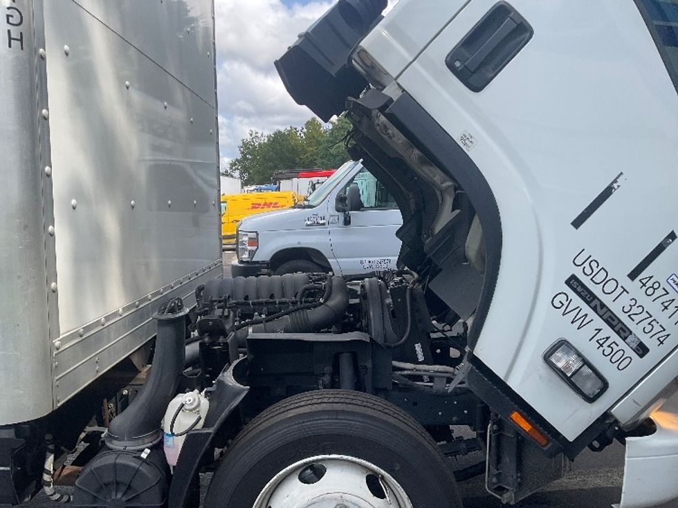 Light Duty Box Truck-Light and Medium Duty Trucks-Isuzu-2021-NPR EFI-Capitol Heights-MD-101,713\n\t\tmiles-$ 41,500 - Image 23