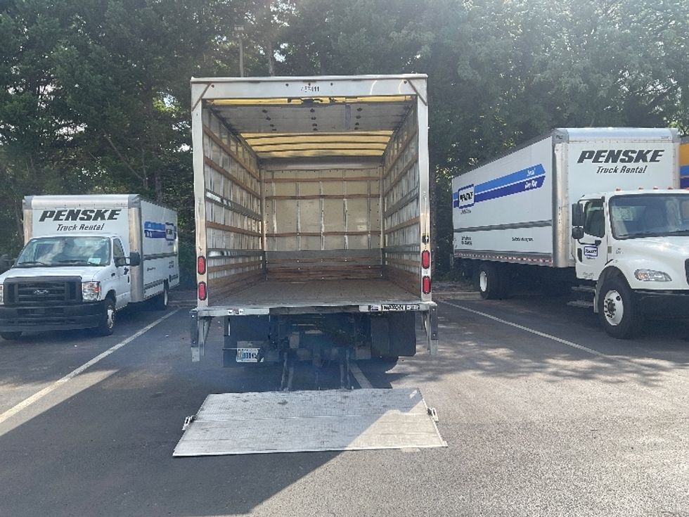 Light Duty Box Truck-Light and Medium Duty Trucks-Isuzu-2021-NPR EFI-Capitol Heights-MD-101,713\n\t\tmiles-$ 41,500 - Image 9