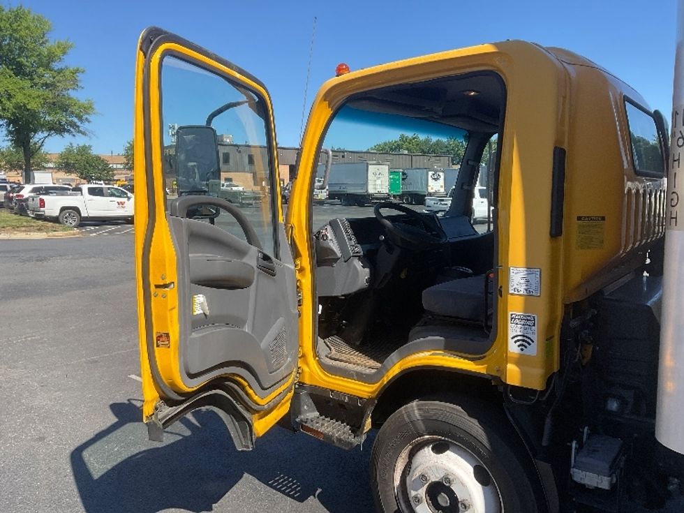 Light Duty Box Truck-Light and Medium Duty Trucks-Isuzu-2021-NPR EFI-Capitol Heights-MD-104,991\n\t\tmiles-$ 37,250 - Image 16