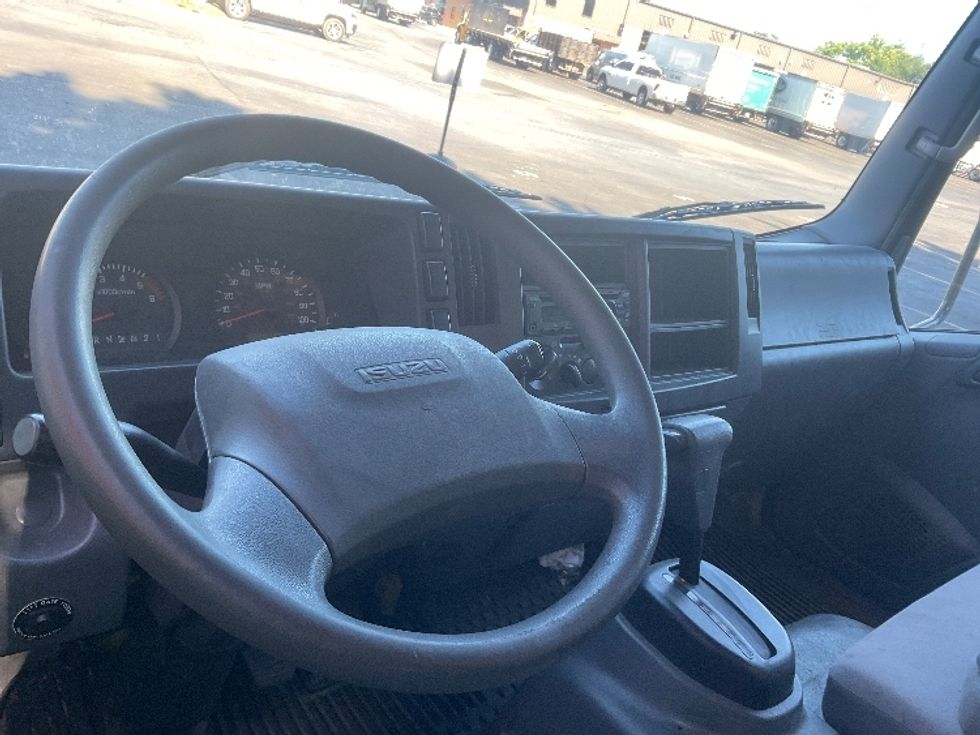 Light Duty Box Truck-Light and Medium Duty Trucks-Isuzu-2021-NPR EFI-Capitol Heights-MD-104,991\n\t\tmiles-$ 37,250 - Image 17
