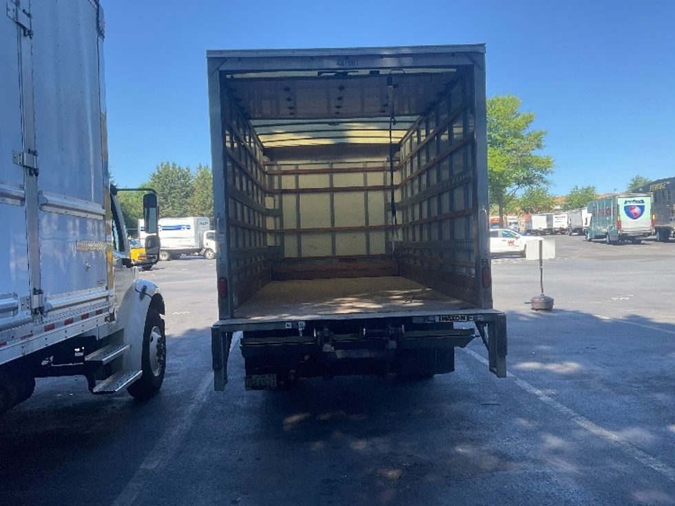 Light Duty Box Truck-Light and Medium Duty Trucks-Isuzu-2021-NPR EFI-Capitol Heights-MD-104,991\n\t\tmiles-$ 37,250 - Image 9