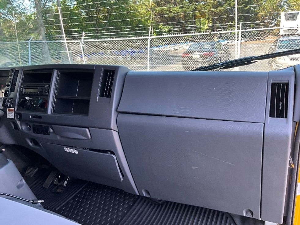 Light Duty Box Truck-Light and Medium Duty Trucks-Isuzu-2021-NPR EFI-Capitol Heights-MD-84,654\n\t\tmiles-$ 38,000 - Image 21