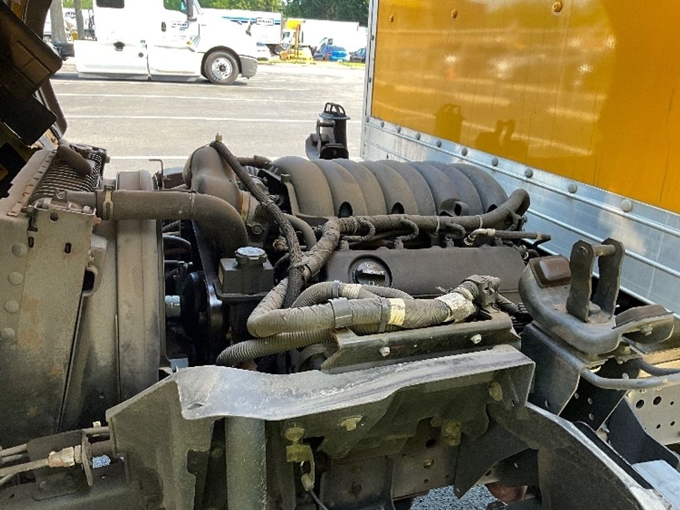 Light Duty Box Truck-Light and Medium Duty Trucks-Isuzu-2021-NPR EFI-Capitol Heights-MD-84,654\n\t\tmiles-$ 38,000 - Image 24