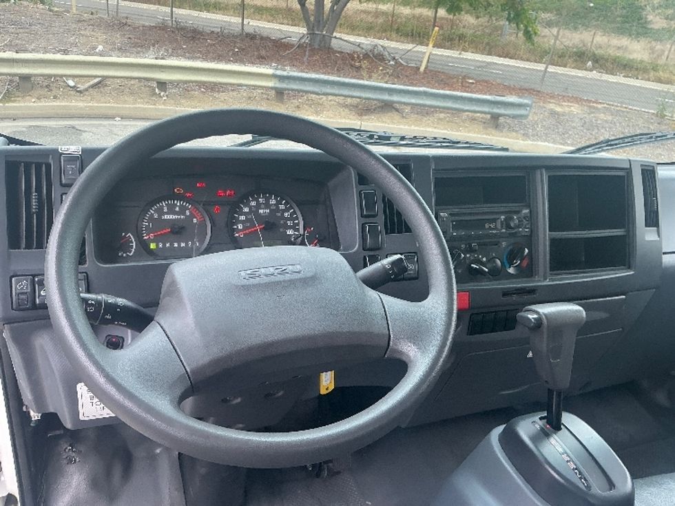 Light Duty Box Truck-Light and Medium Duty Trucks-Isuzu-2021-NPR EFI-Carson-CA-145,621\n\t\tmiles-$ 32,250 - Image 18